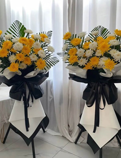 网上订购花圈_买花圈送货上门_殡仪馆代送花圈-花圈店